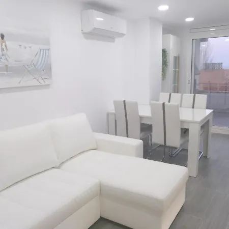 Apartment Luxury Cap With Pool & Barbecue & Wifi *