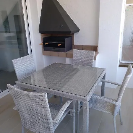 Apartment Luxury Cap With Pool & Barbecue & Wifi *
